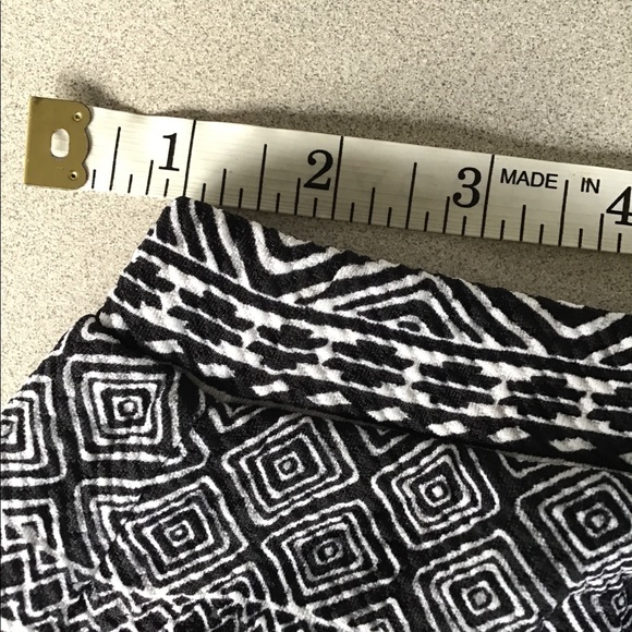 Black White Tribal Skirt - Picture 6 of 8